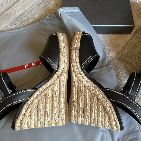 Authentic wedge Prada shoes - Picture 4 of 7
